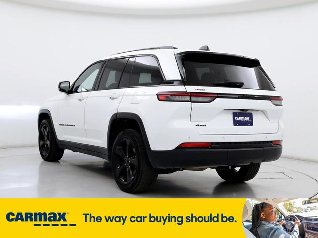 2023 jeep grand cherokee altitude