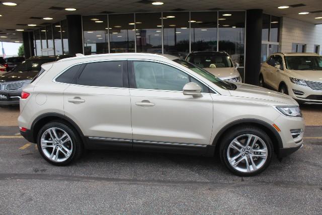 2017 lincoln mkc reserve