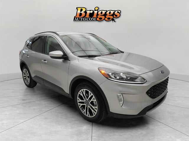 2022 ford escape sel