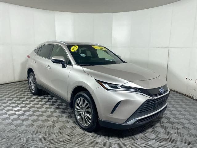 2022 toyota venza xle