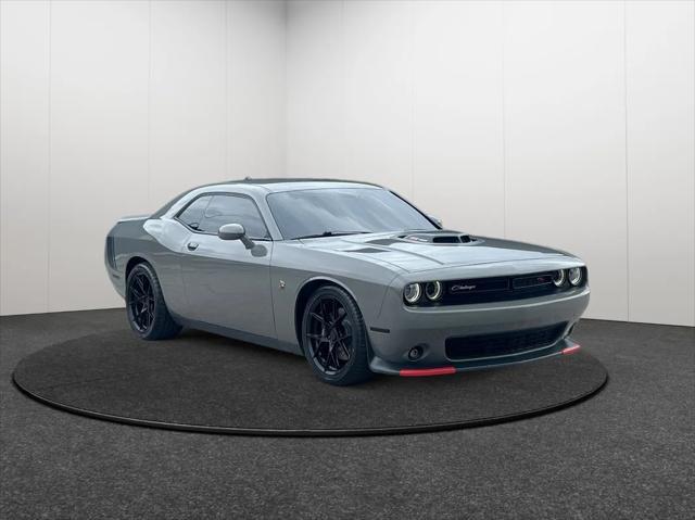 2017 dodge challenger r/t scat pack