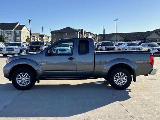 2016 nissan frontier sv