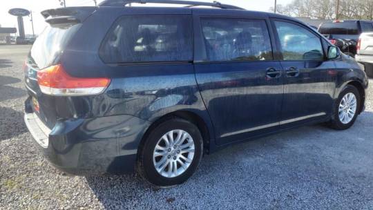 2012 Toyota Sienna