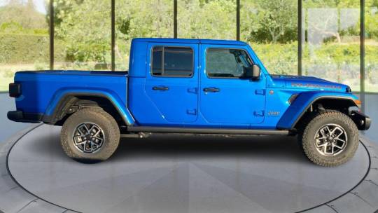 2024 Jeep Gladiator