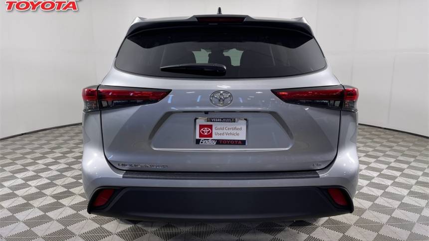 2023 toyota highlander le