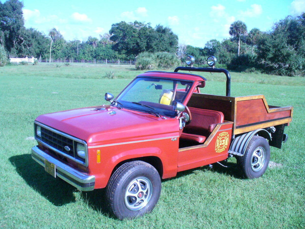 1985 ford bronco fire rescue show truck low milage 52.000