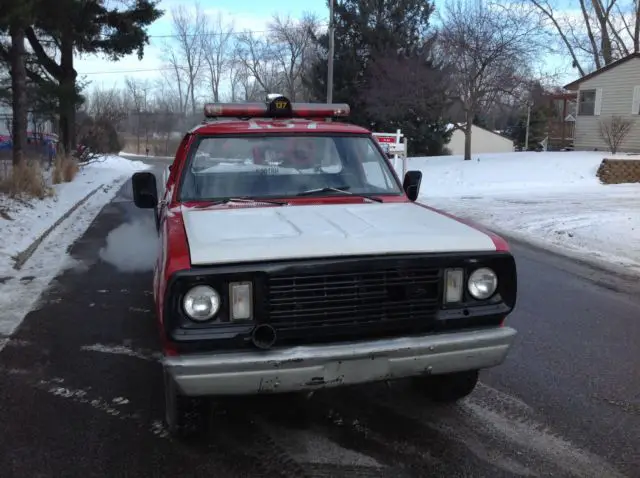 1977 dodge 4x4 powerwagon 5/4 pick-up m882