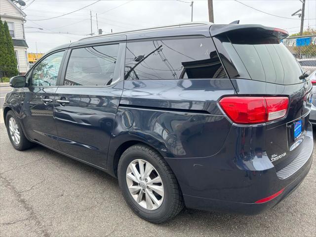 2015 kia sedona lx