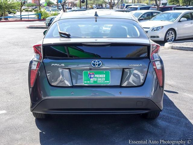 2017 toyota prius four