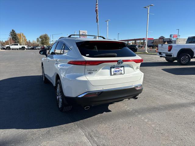 2022 toyota venza xle