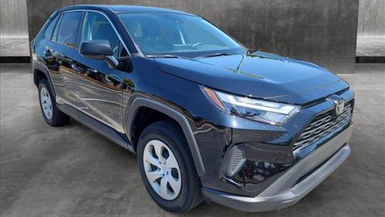 2023 toyota rav4 le