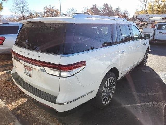 2022 lincoln navigator l l black label