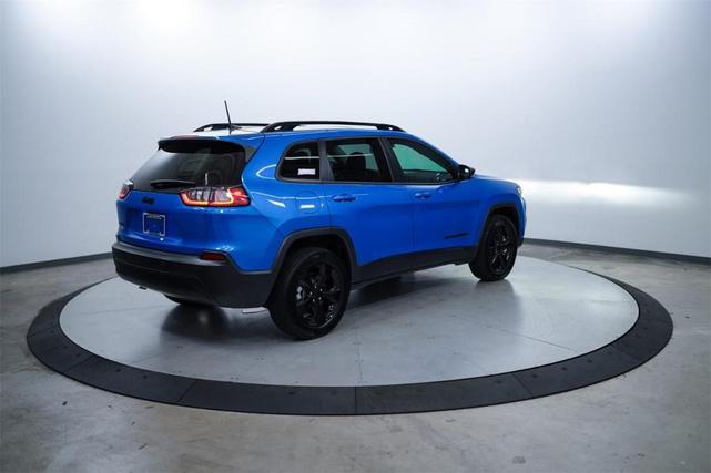 2023 jeep cherokee altitude lux