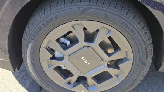 2025 Kia Carnival