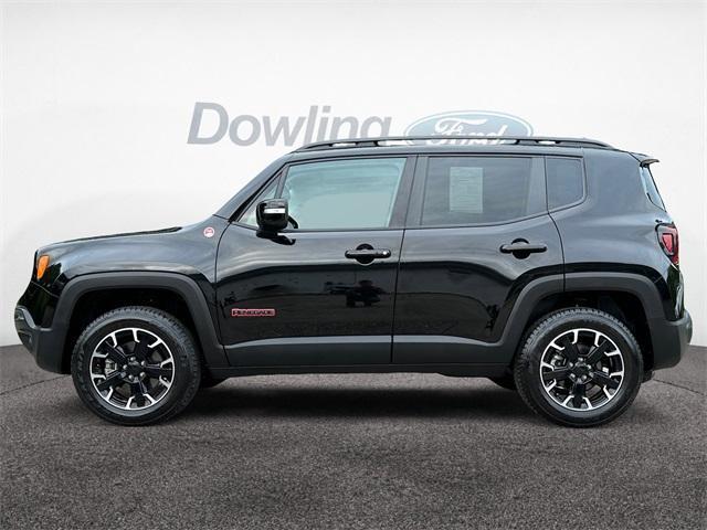 2023 jeep renegade trailhawk