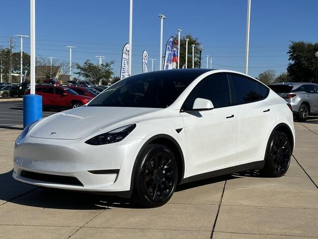 2023 tesla model y long range