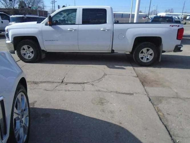 2018 chevrolet silverado 1500 crew cab lt pickup 4d 5 3/4 ft in omaha, nebraska