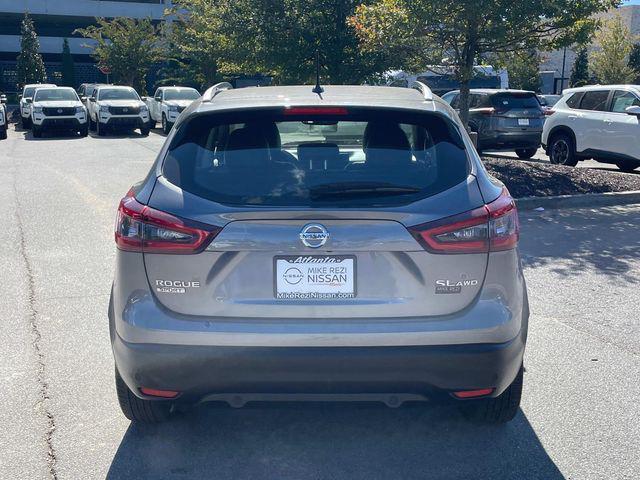2022 nissan rogue sport sl