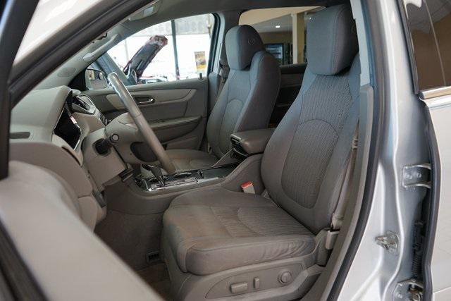 2017 chevrolet traverse 1lt