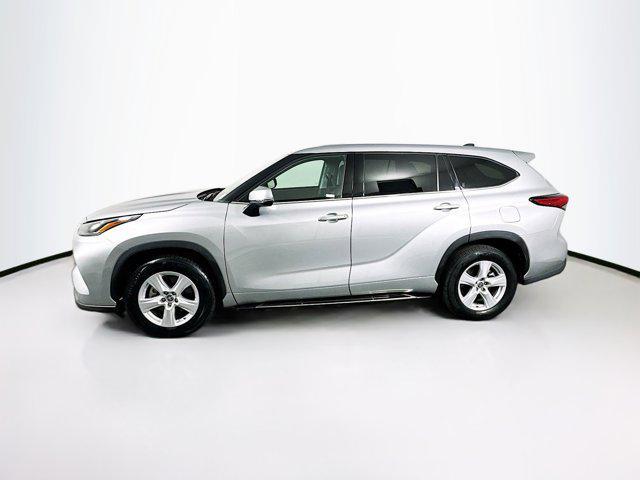 2022 toyota highlander l