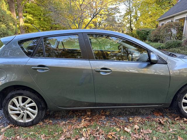 2013 mazda mazda3 i touring