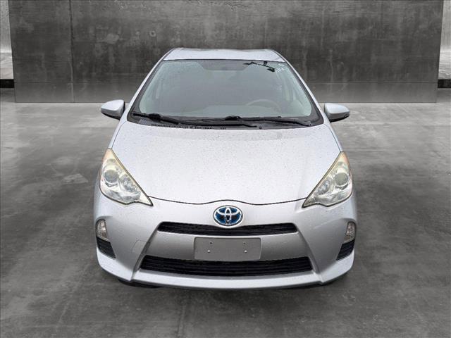 2014 toyota prius c two