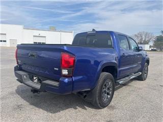 2023 Toyota Tacoma sr v6