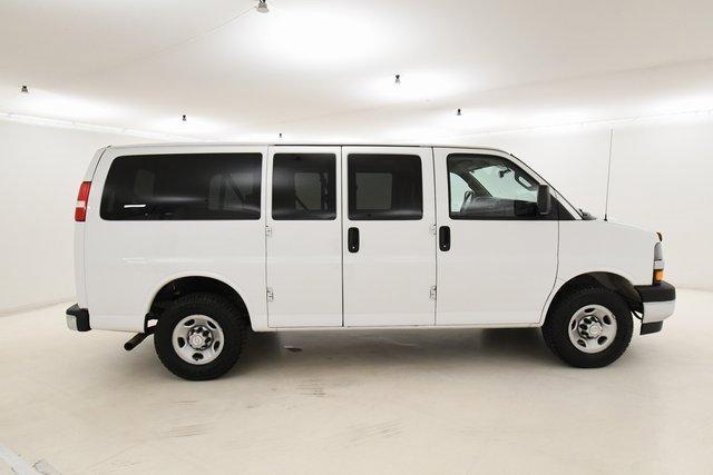 2018 chevrolet express 3500 lt