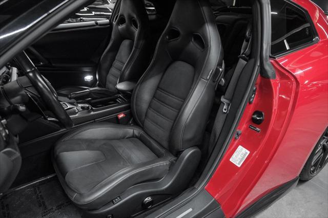 2018 nissan gt-r premium