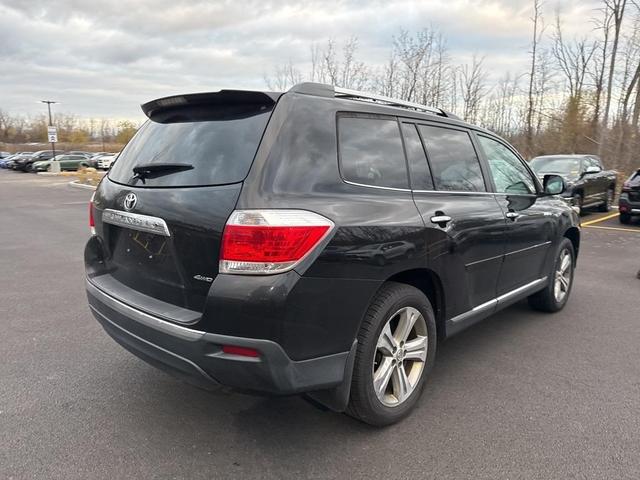 2011 toyota highlander limited