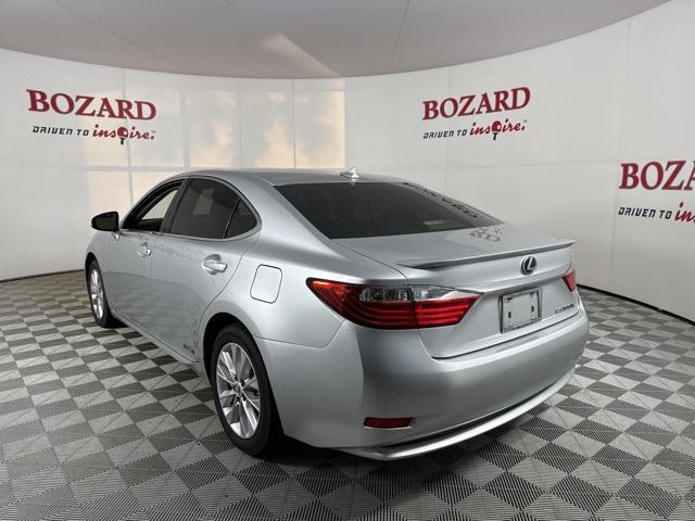 2014 lexus es 300h base