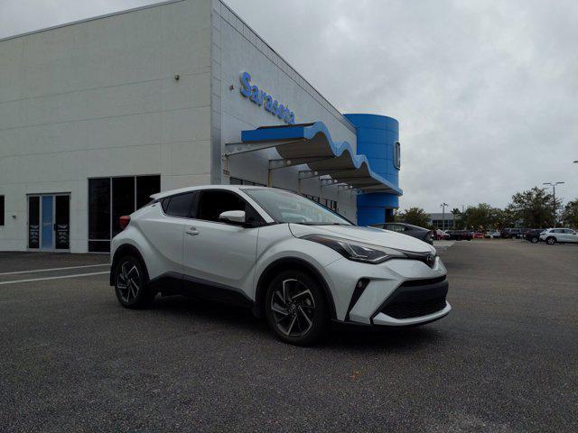 2022 toyota c-hr xle