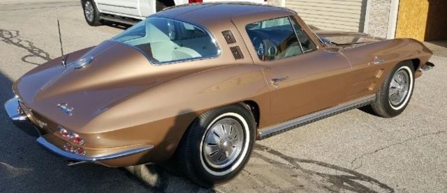1964 chevrolet corvette - concourse level