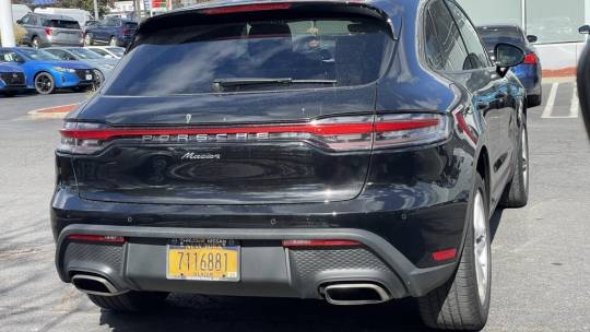 2022 Porsche Macan