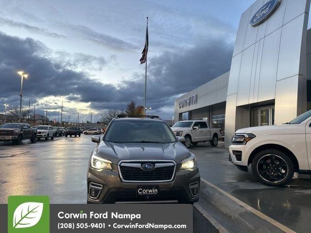 2019 subaru forester touring