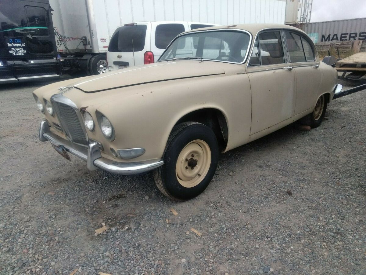classic 1967 jaguar 420 s type sedan