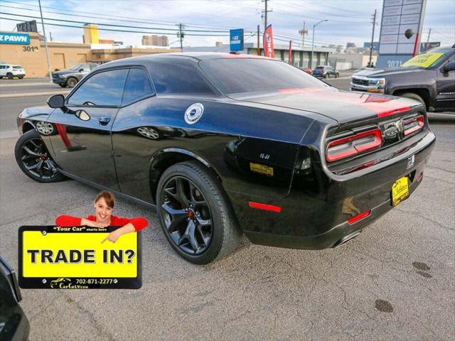 2015 dodge challenger sxt