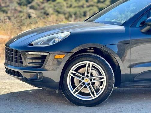 2018 porsche macan