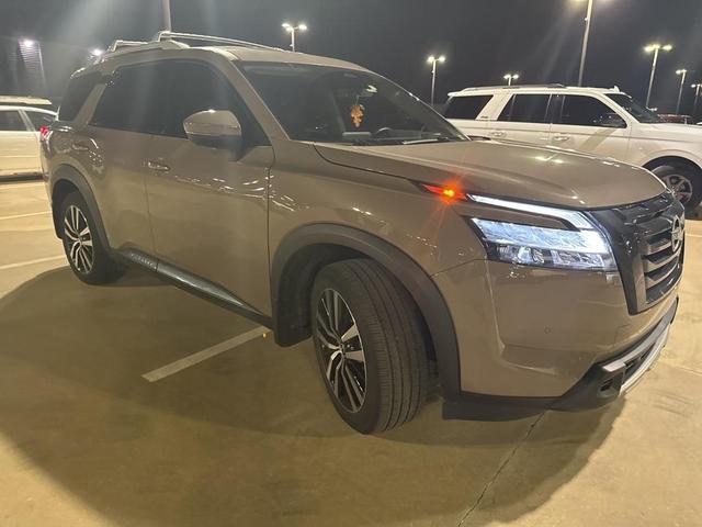 2023 nissan pathfinder platinum