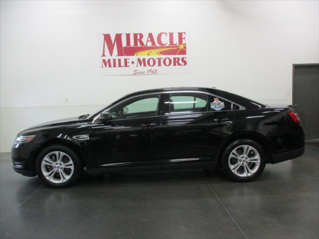 2018 ford taurus sel