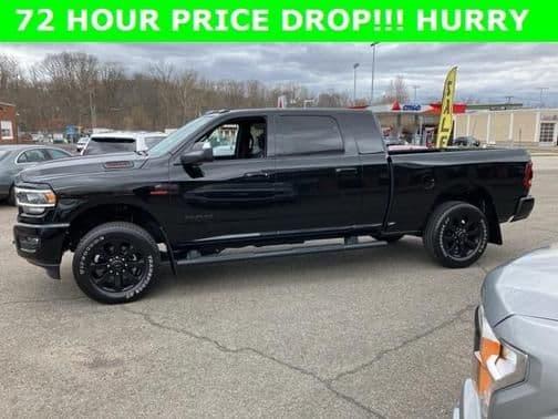 2022 ram 3500 big horn 4x4 mega cab 6.3 ft. box 160.5 in. wb in middletown, connecticut