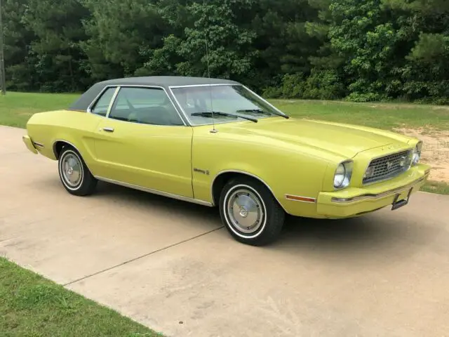1974 mustang ii 2-door coupe--only 32,769 original miles--great driver