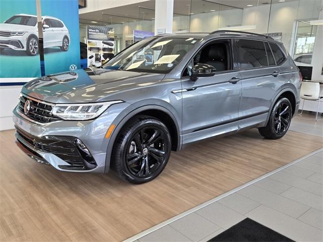 2024 volkswagen tiguan 2.0t se r-line black
