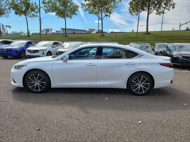 2024 lexus es 300h base
