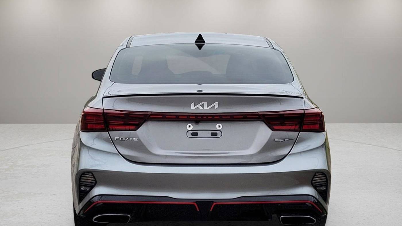 2023 kia forte gt