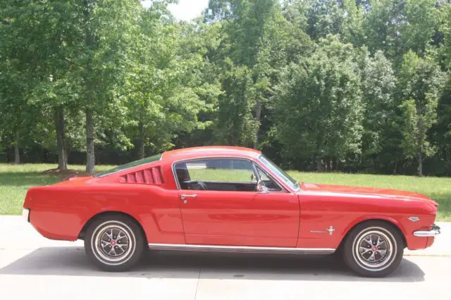 1966 ford mustang 2+2 fastback 302 v8 auto. great condition! look here!!!