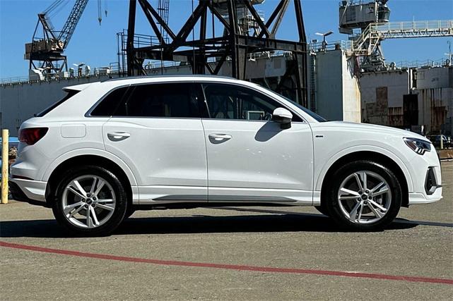 2024 audi q3 premium plus