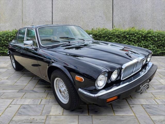 1982 jaguar xj6 xj6 4dr sedan