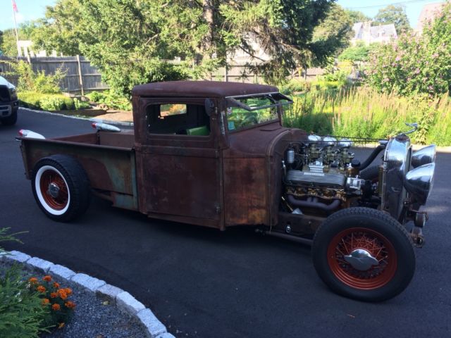 1932 studebaker rat rod / hot rod that sucks all the attention at every show!