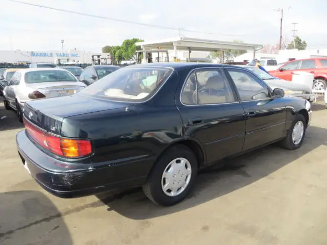 1994 toyota camry le sedan 4-door 2.2l no reserve